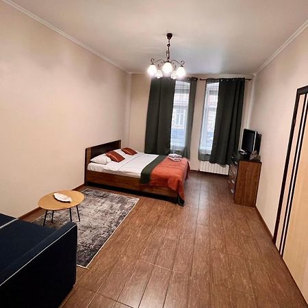 Old City Apartment With Parking Lemberg Exterior foto