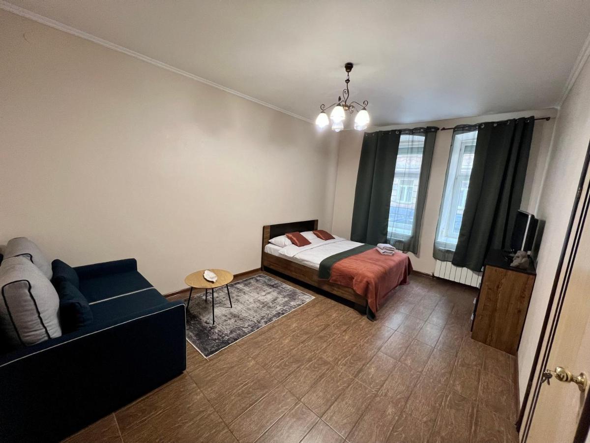 Old City Apartment With Parking Lemberg Exterior foto