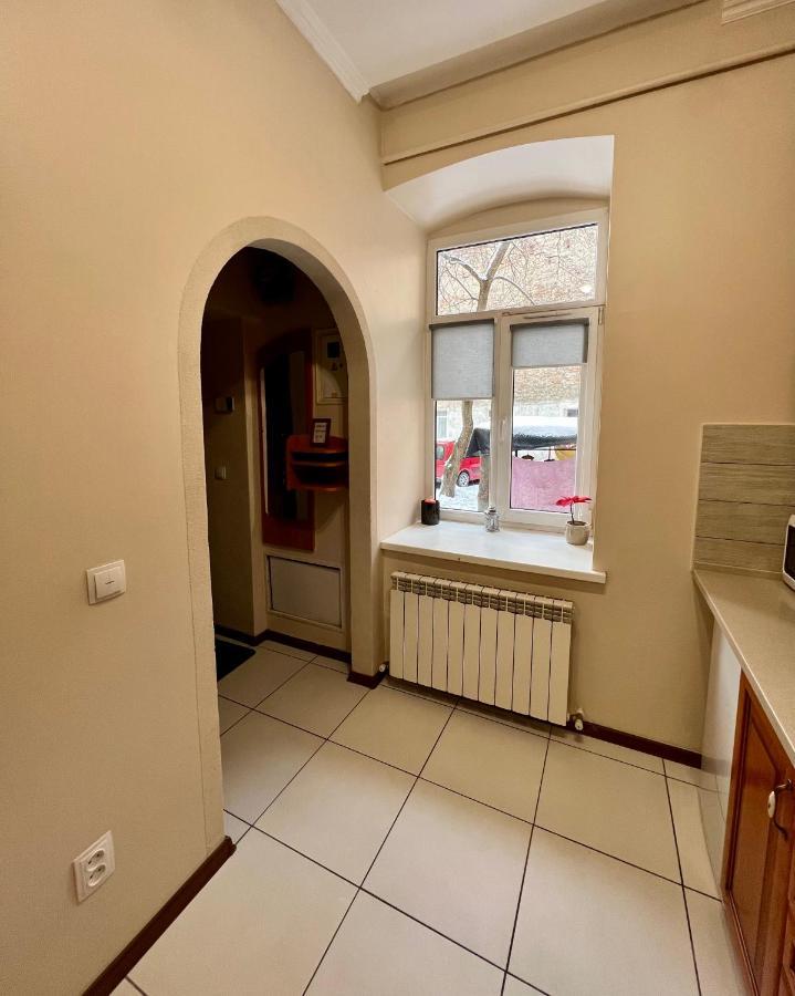 Old City Apartment With Parking Lemberg Exterior foto
